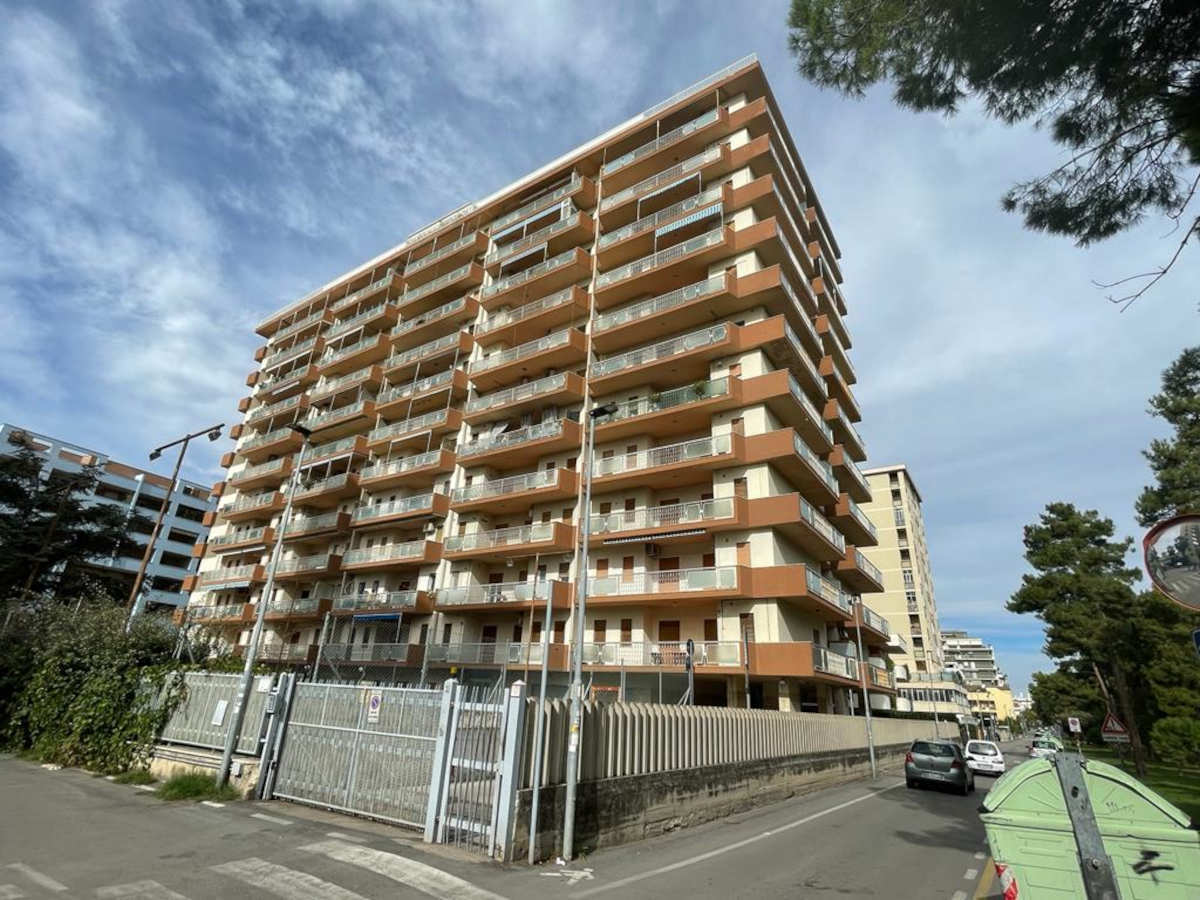 MONTESILVANO - VIA LAGO DI BRACCIANO