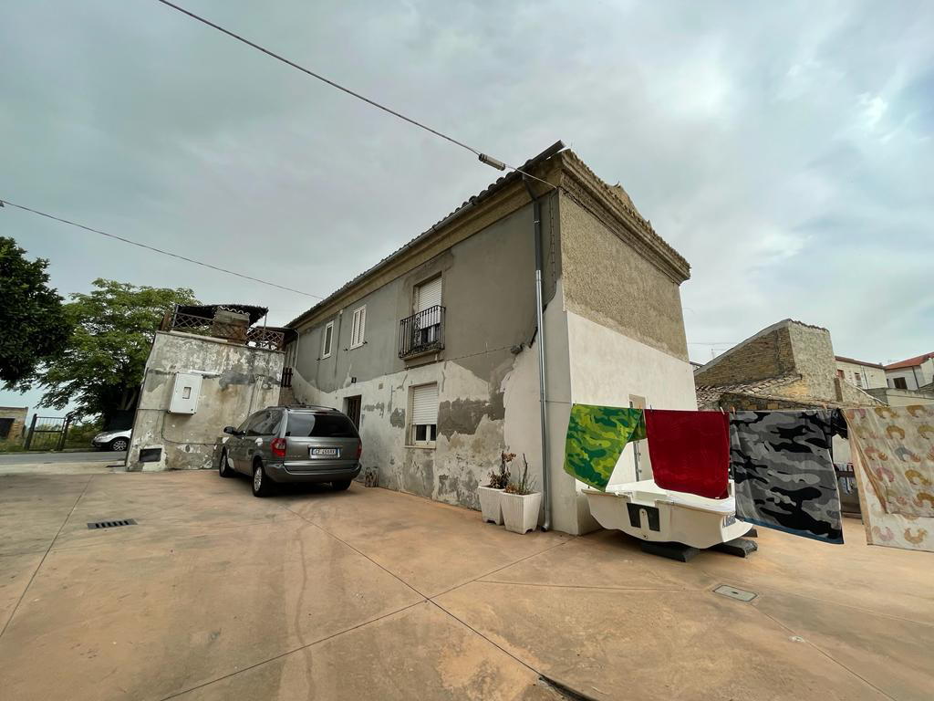 SPOLTORE - VIA G. GARIBALDI